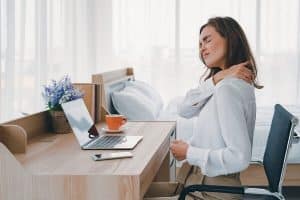 causas cervicalgia y dolores cervicales