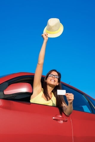 cuanto tiempo tarda la homologacion de la licencia de coche