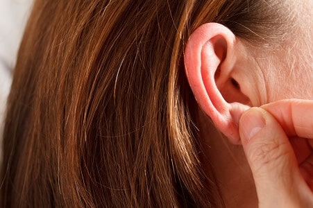 preoperatorio de una operacion de lobulo oreja